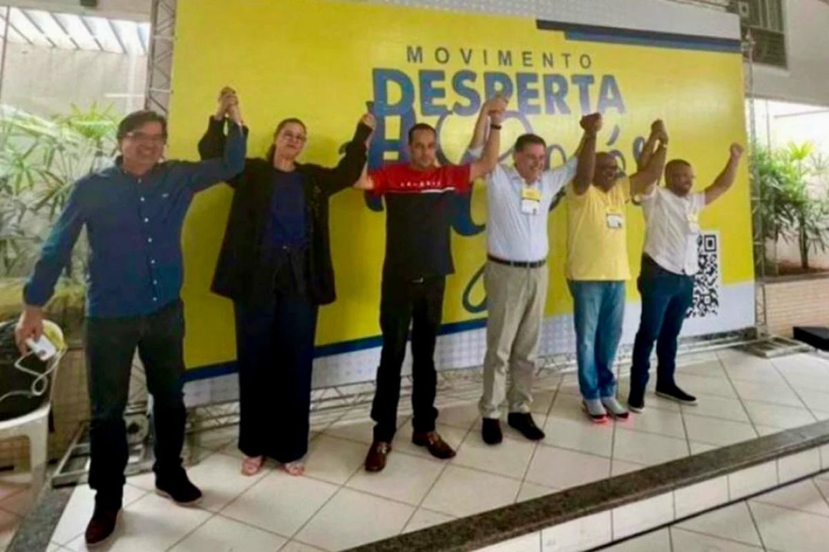 Vereadores citados em áudio de Delcimar posam ao lado de Marconi Perillo em evento do PSDB