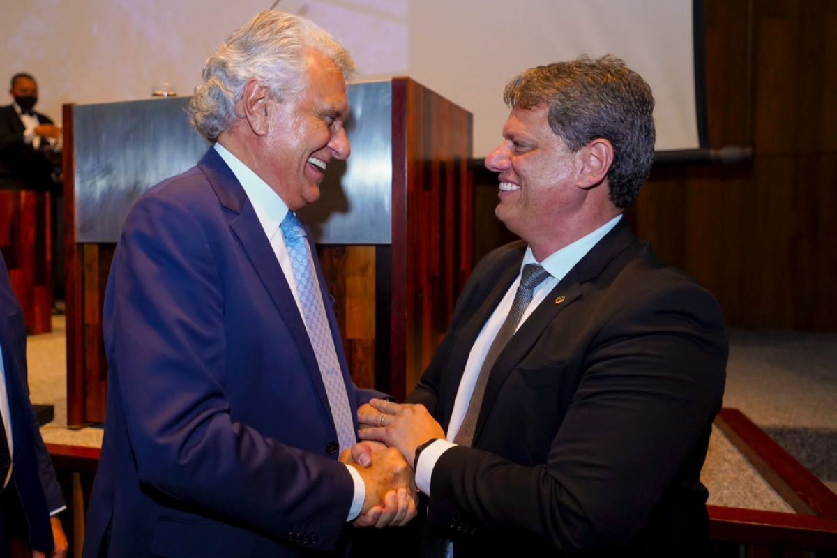 Tarcísio vê Ronaldo Caiado como alternativa à Presidência em 2026 sem Bolsonaro