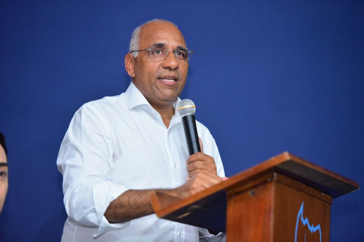 Polícia Civil aponta esquema milionário de rachadinha na Comurg na gestão Rogério Cruz