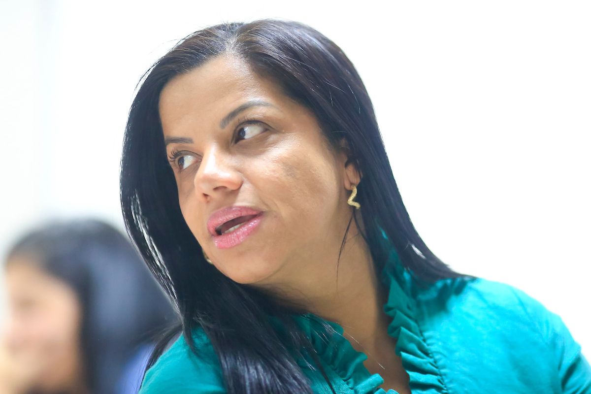 Prefeita de Formosa, Simone Ribeiro, vira alvo de pedido de impeachment