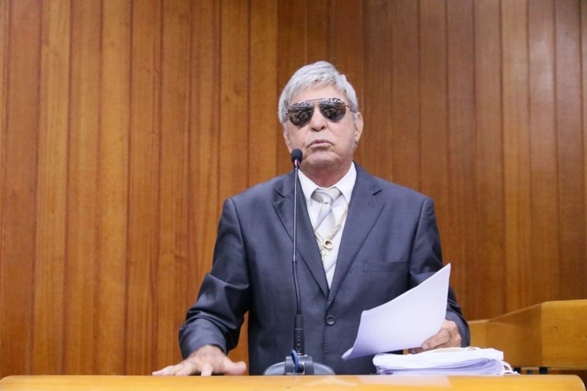 Tião Peixoto articula aumento de homenagens na Câmara de Goiânia