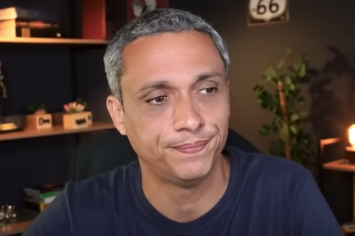 Gustavo Gayer critica quem invade igrejas, mas não fala da própria ficha corrida