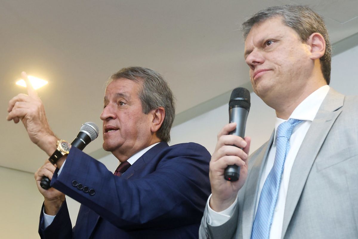 Tarcísio diz a Valdemar que não será candidato a presidente em 2026