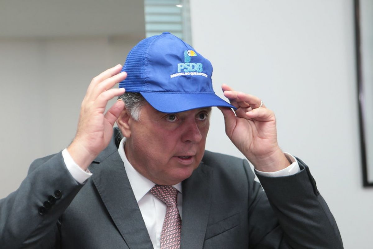 Post confuso de Marconi diz ser contra “extremos”, mas fala em “radicalizar”