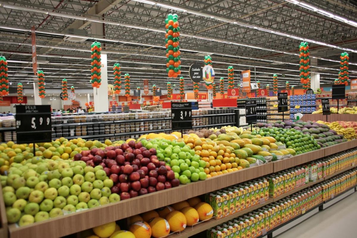 Supermercados de Goiás podem fechar aos domingos a partir de abril