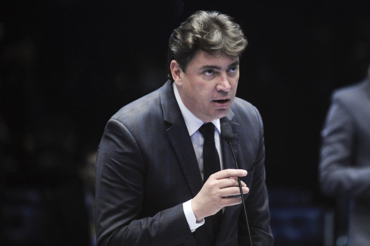 Jornal Opção diz que tendência é Bolsonaro rifar candidatura de Wilder Morais
