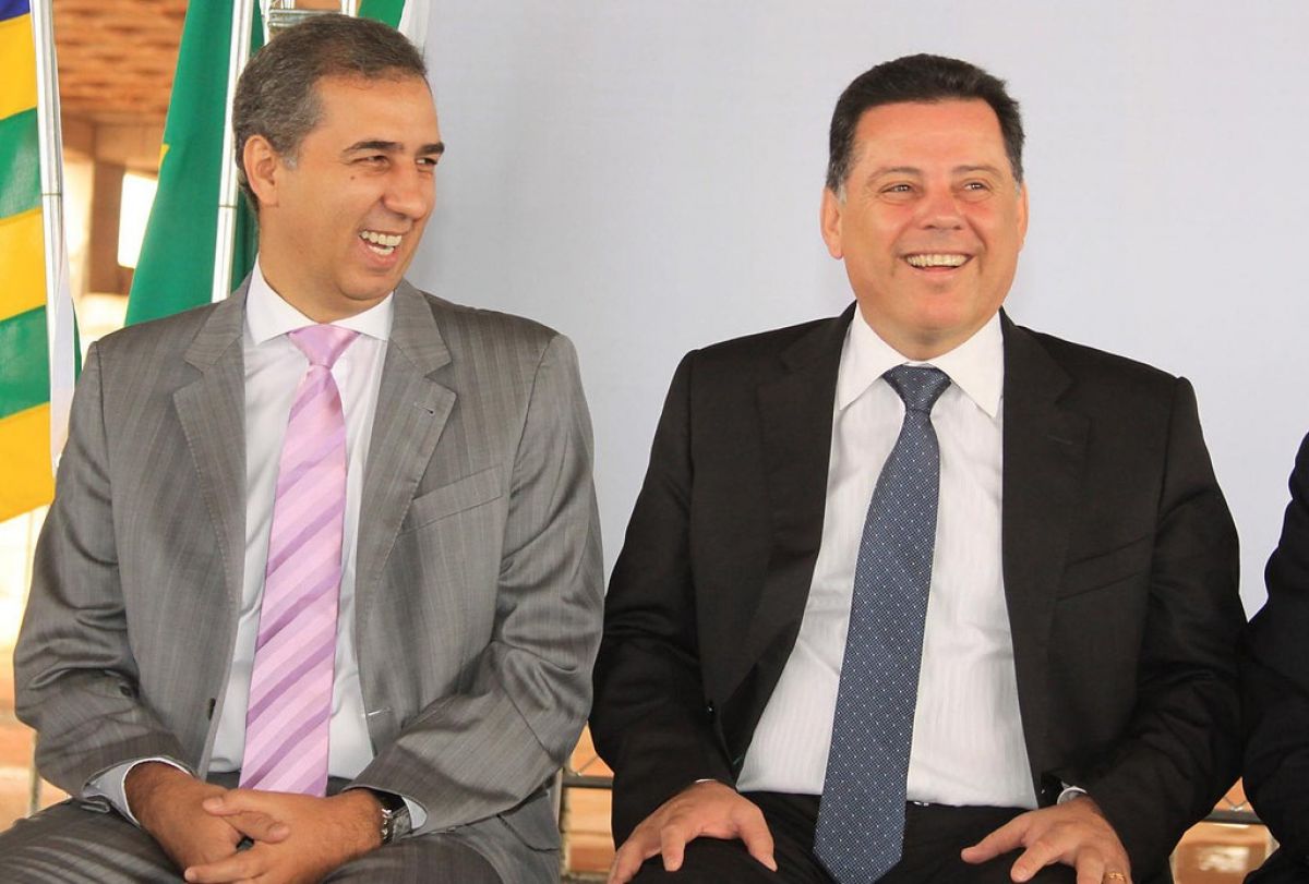 Após deixar rombo de R$ 1,2 bilhão, Zé Eliton quer voltar ao governo de Goiás