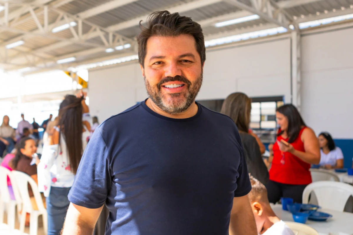 Prefeito de Anápolis, Márcio Corrêa, nega filiação ao MDB 