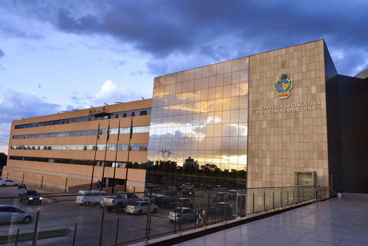 Para AGU, Assembleia Legislativa de Goiás pode julgar contas do TCE-GO