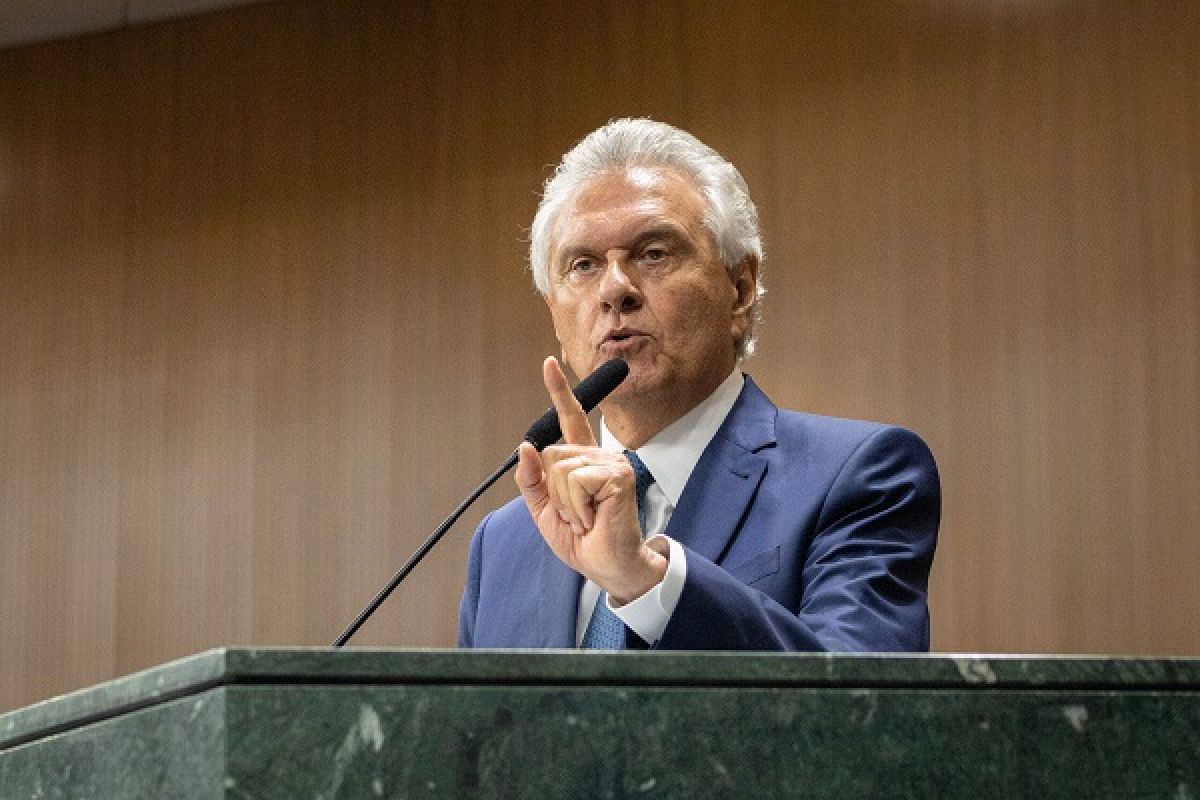 Caiado critica soltura de cantor ligado ao Comando Vermelho e fala em 'venezuelização' do Brasil