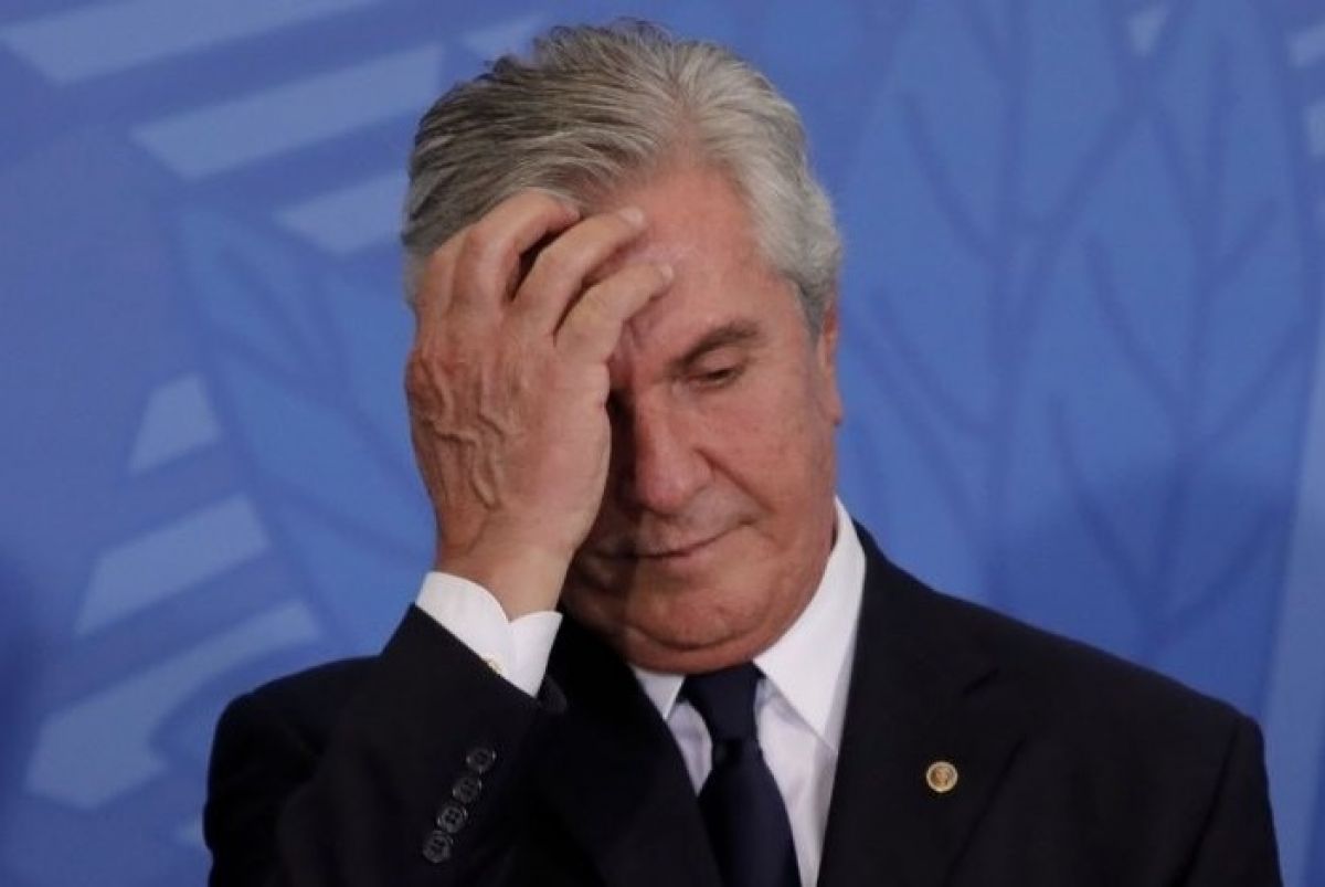 Collor é preso em Maceió para cumprir pena por corrupção