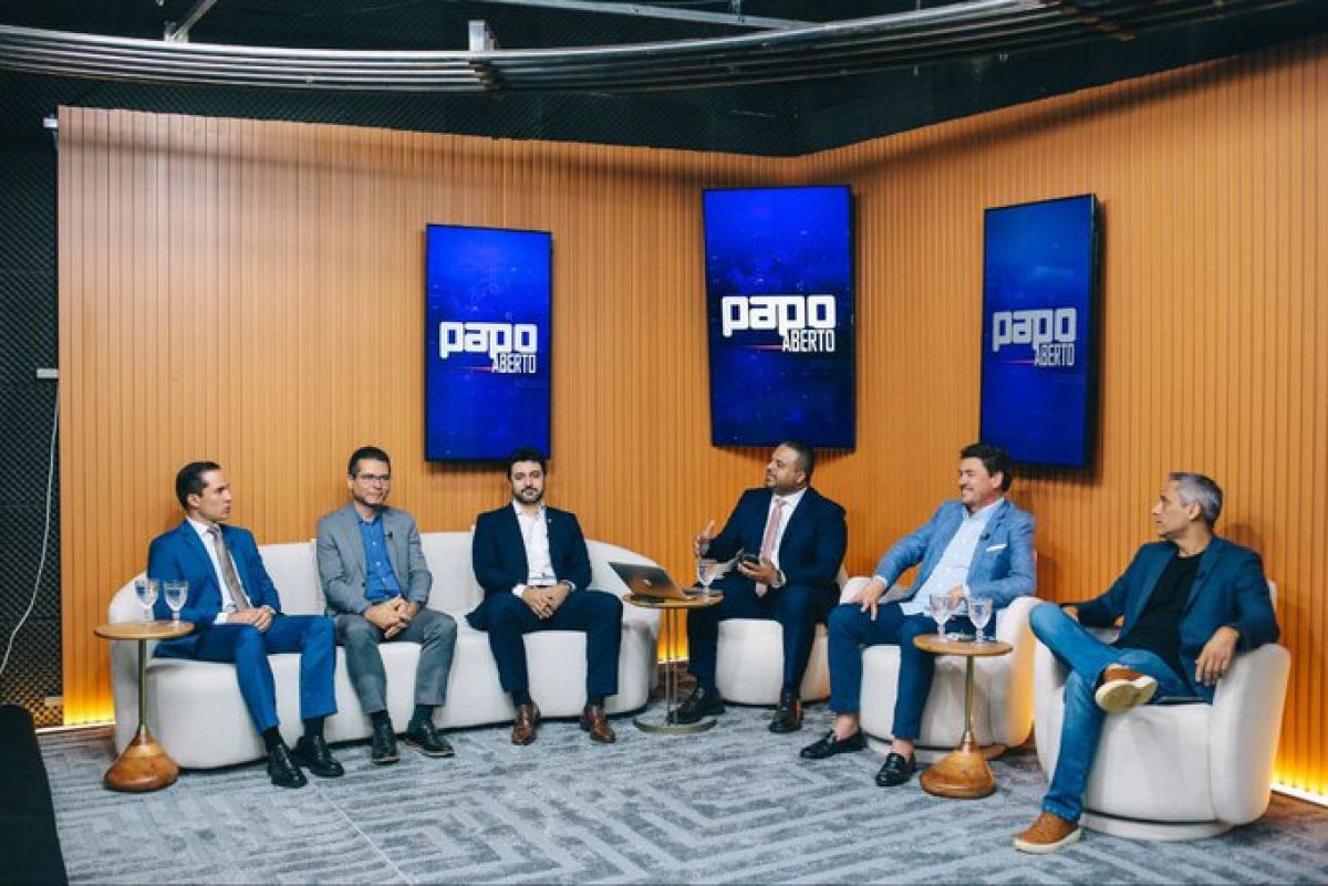 Major Vitor Hugo fica de fora de entrevista com lideranças do PL e expõe racha no partido