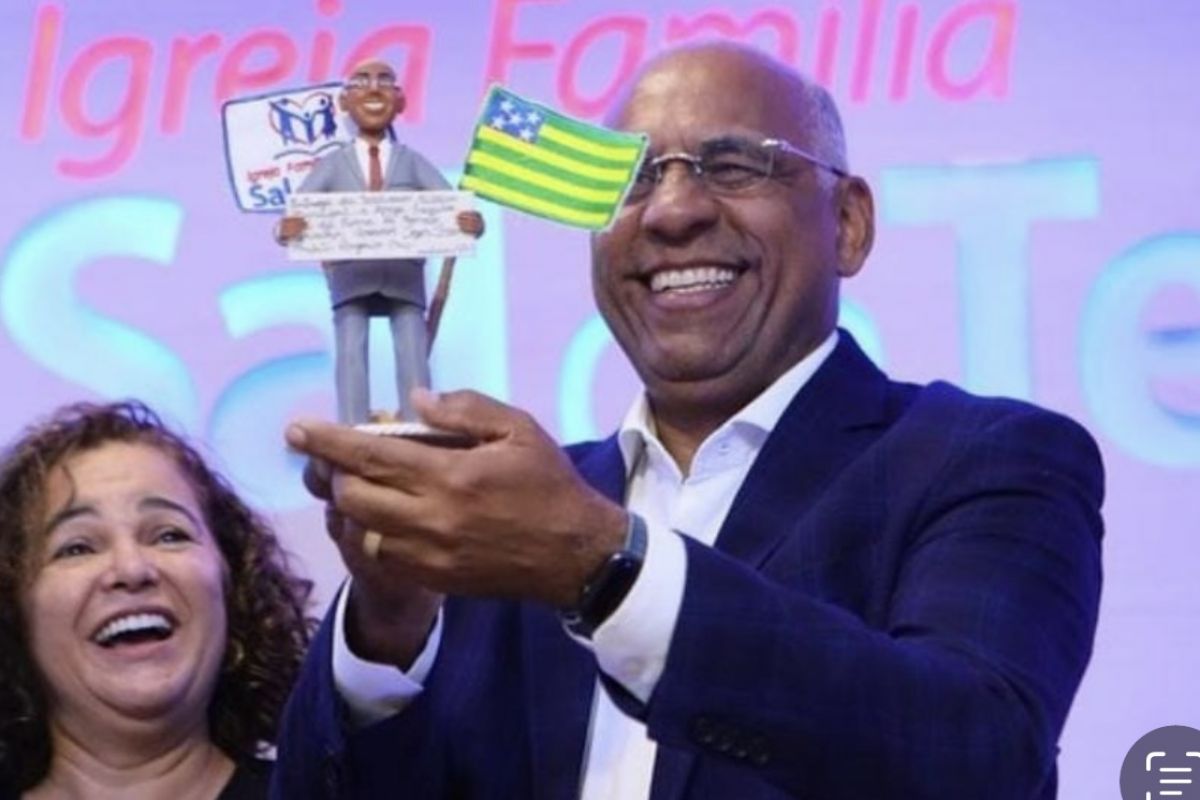 Cruz escorrega e fala em operar máquina para tentar reeleição
