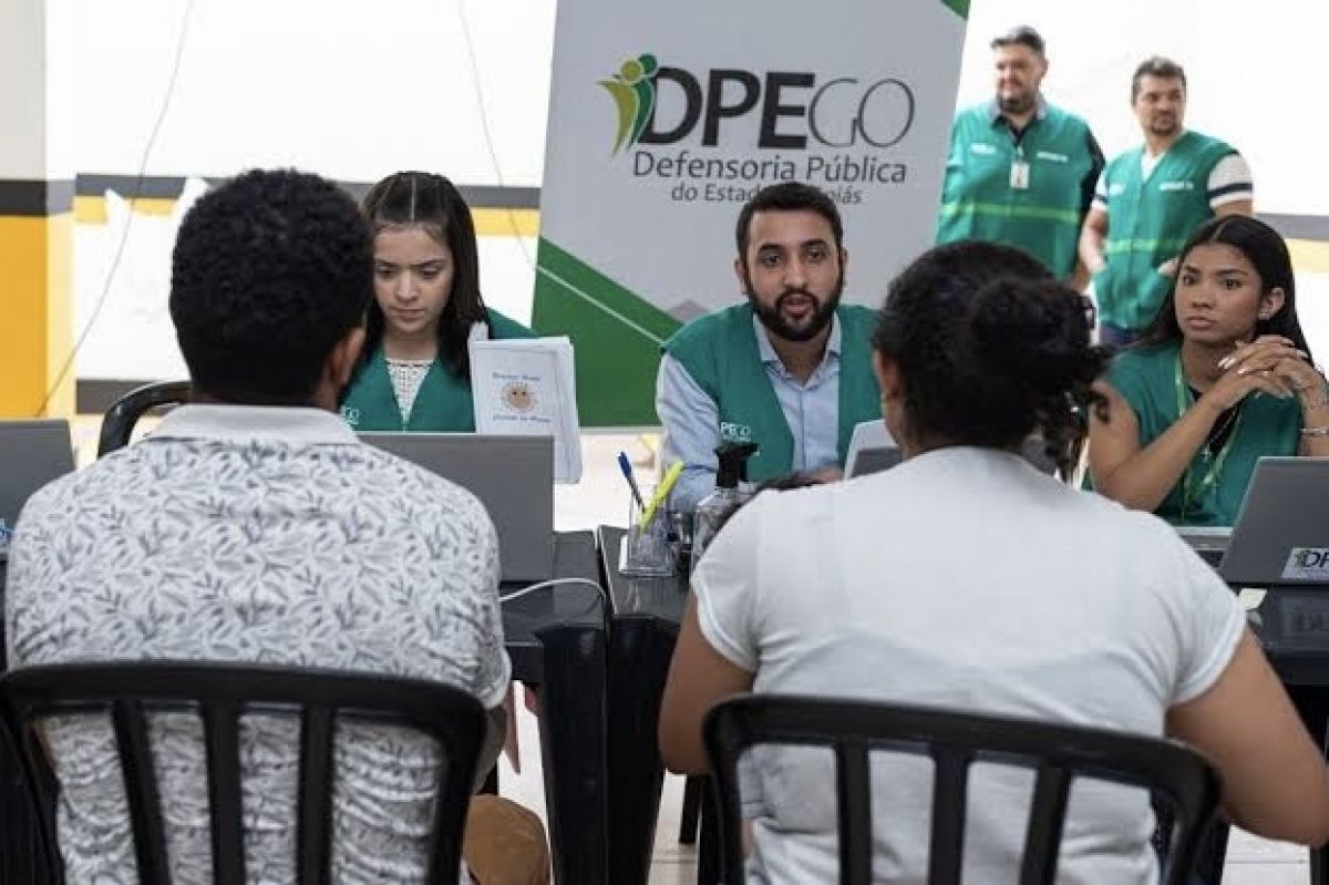 Defensoria recebe 70 pais por dia em busca de vagas em escolas e Cmeis de Goiânia