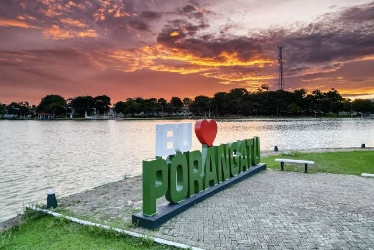 Carlos França derruba liminar e autoriza carnaval de rua de Porangatu  