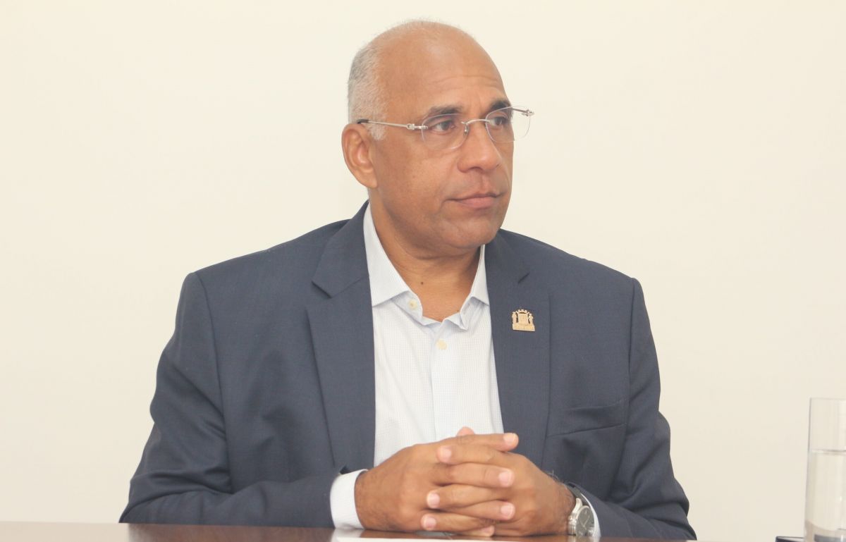 Na gestão Rogério Cruz, até mortos recebiam salários da Prefeitura