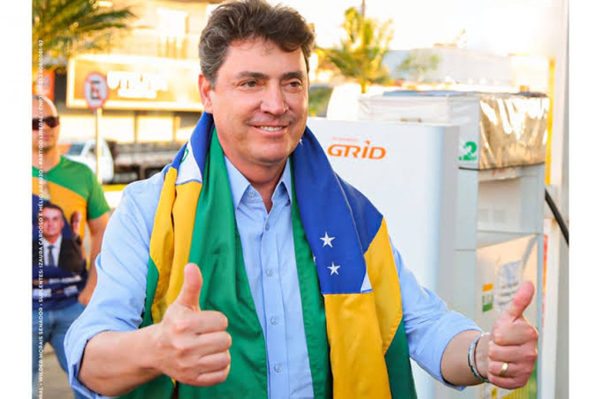 Apesar do discurso anti-PT, Wilder Morais apresenta 53% de alinhamento ao governo Lula