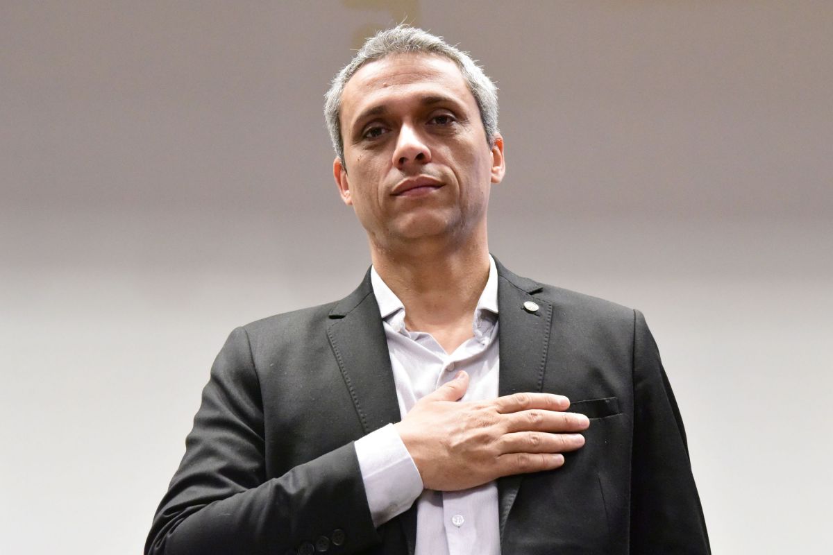 Câmara envia pedidos de cassação de Gayer e Eduardo Bolsonaro ao Conselho de Ética