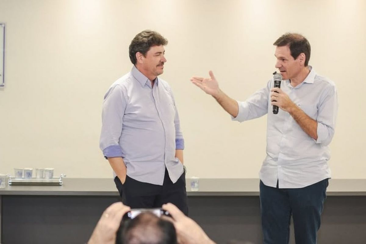 Análise do Jornal Opção diz que Wilder Morais destina equipamento a cooperativa ligada a dirigente do PT em Doverlândia