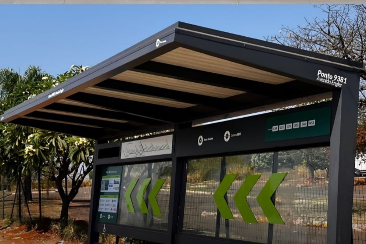 Novos abrigos de ônibus entram em operação na Grande Goiânia