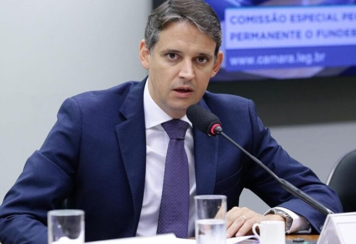Thiago Peixoto é o novo secretário de Educação de Florianópolis