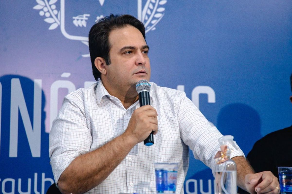 Gestão Roberto Naves é suspeita de fraude milionária com fibra ótica em Anápolis