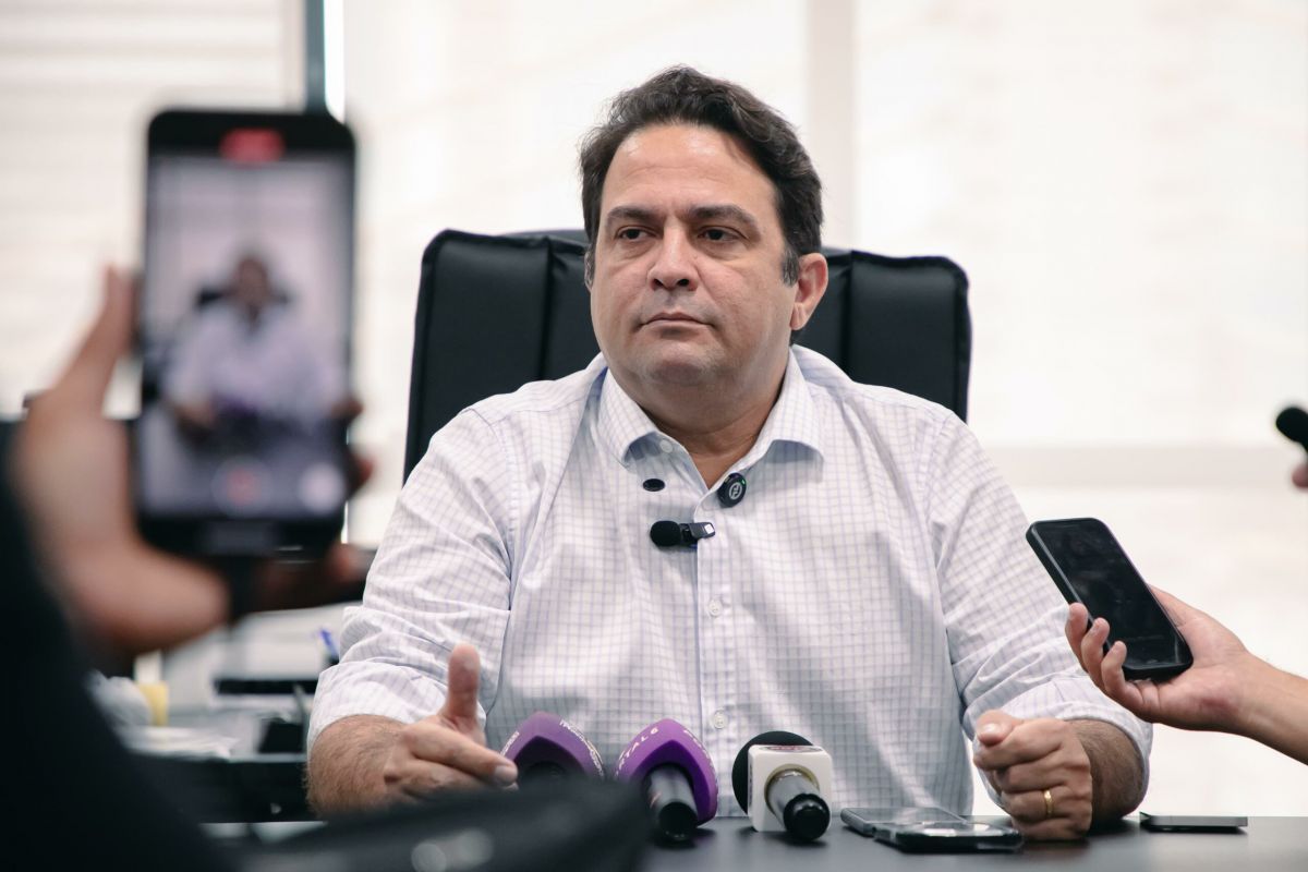 Em Anápolis, vereadores discutem criação de CEI para investigar gestão Roberto Naves