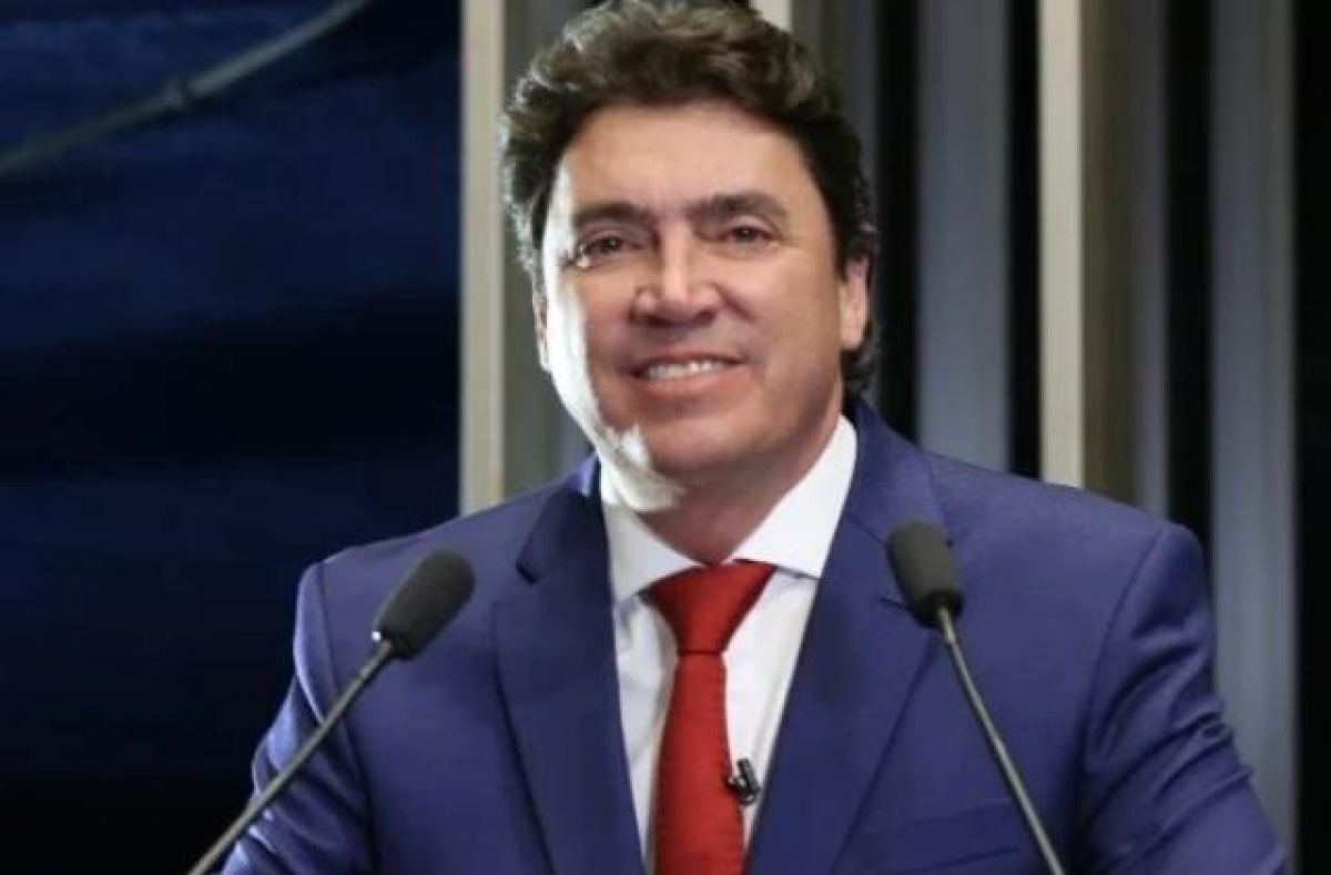 Wilder Morais vota com governo Lula em 53% das vezes