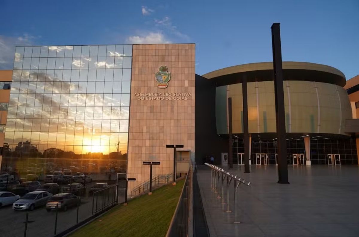 Alego alerta para sites falsos que simulam inscrições do concurso 2025