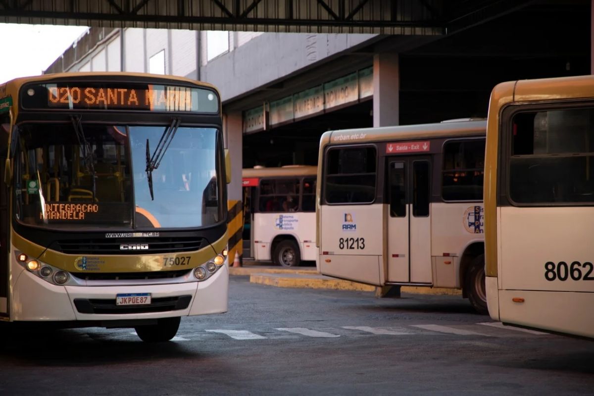 Falta de repasses da Prefeitura de Anápolis compromete reajuste dos trabalhadores do transporte coletivo 