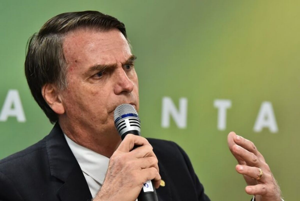 Fake news faz Bolsonaro evitar plenário do STF