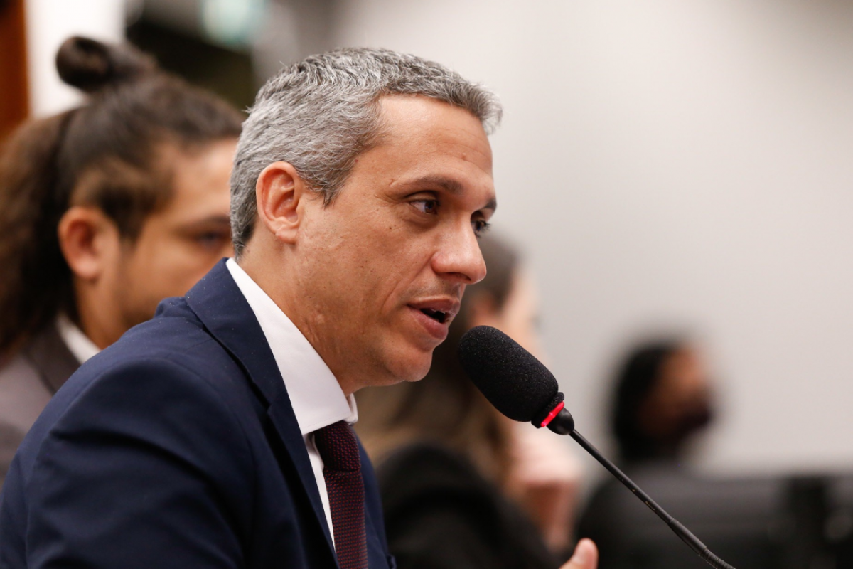 Gayer acusa Wilder de mentir sobre apoio de Bolsonaro e cita “nova Joice Hasselmann”