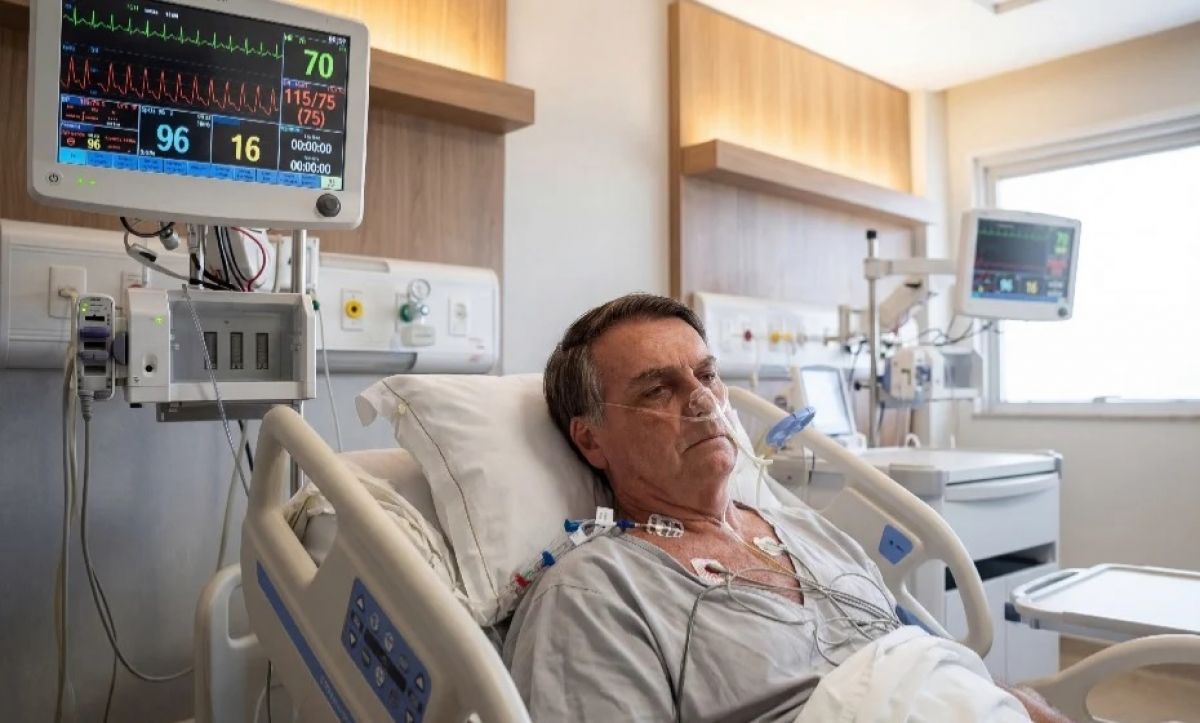 Bolsonaro está estável e sem febre na UTI, diz boletim médico