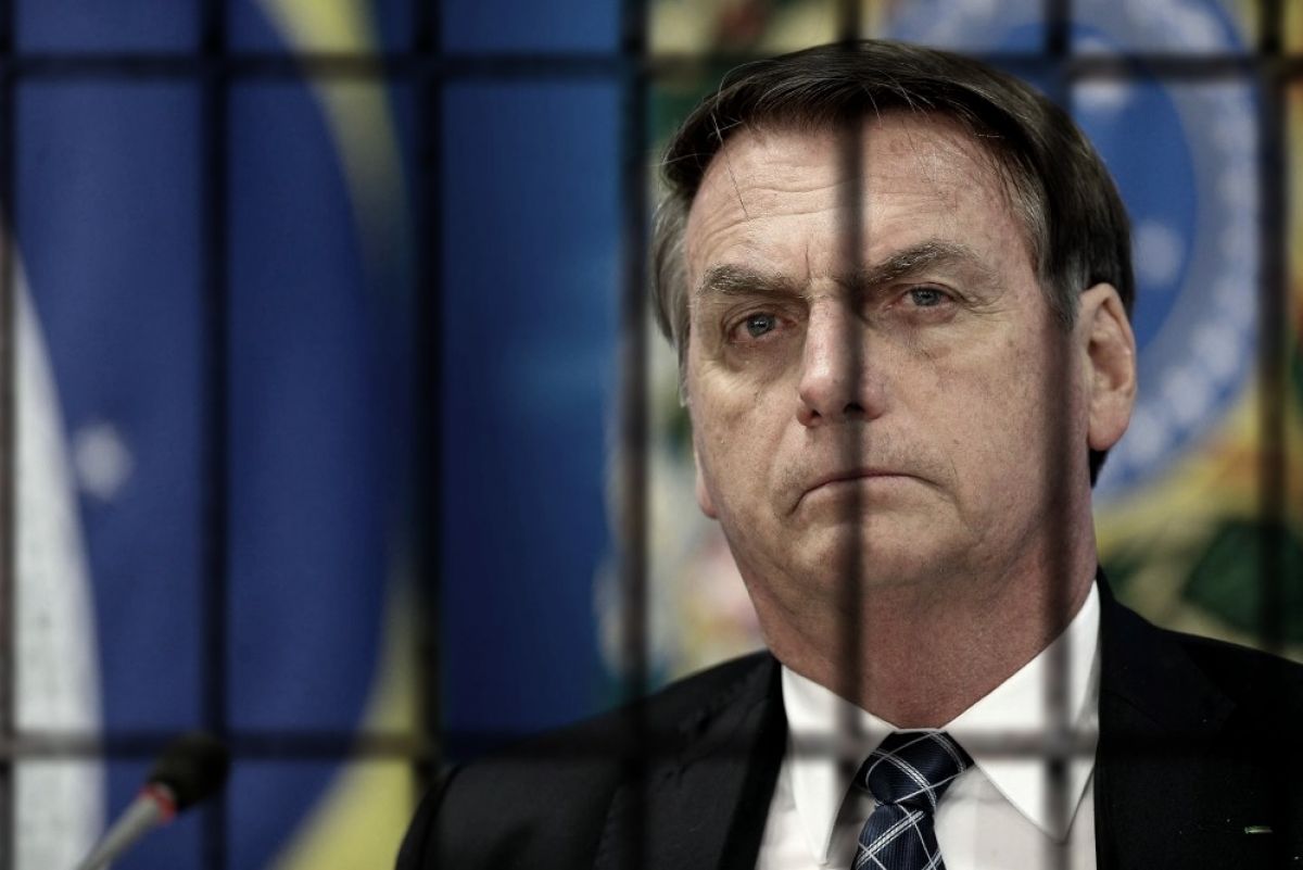 Bolsonaro é condenado a 27 anos de prisão pelo STF
