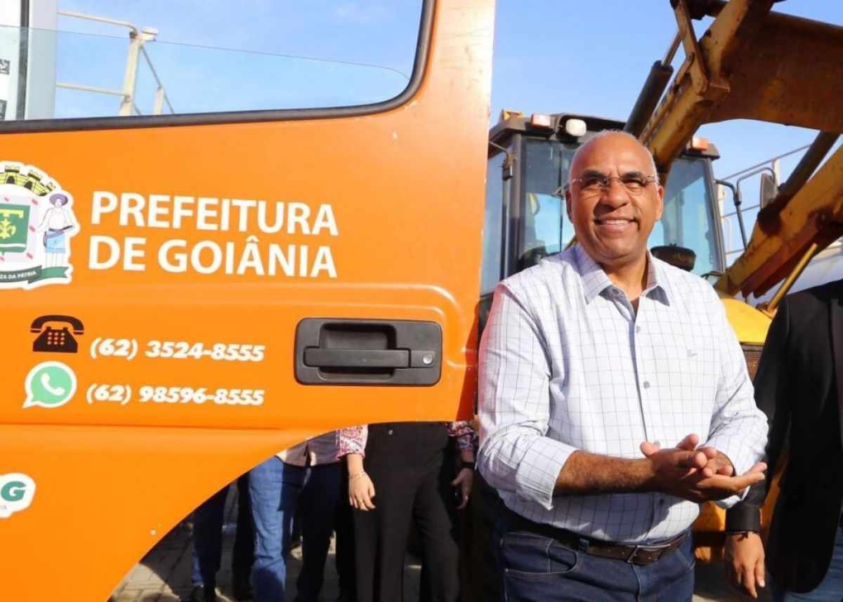 Coincidência? Empresa que alugou caminhões para a Prefeitura de Goiânia desponta para vencer licitação da coleta de lixo