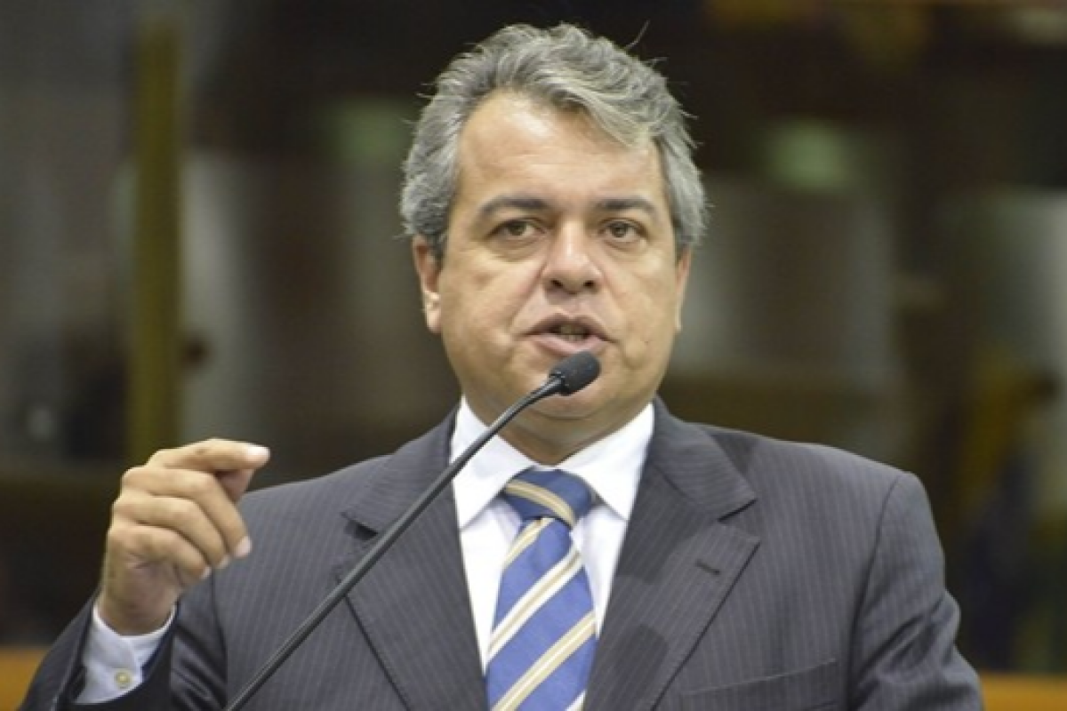 Ernesto Roller será candidato ao Senado na chapa de Marconi Perillo