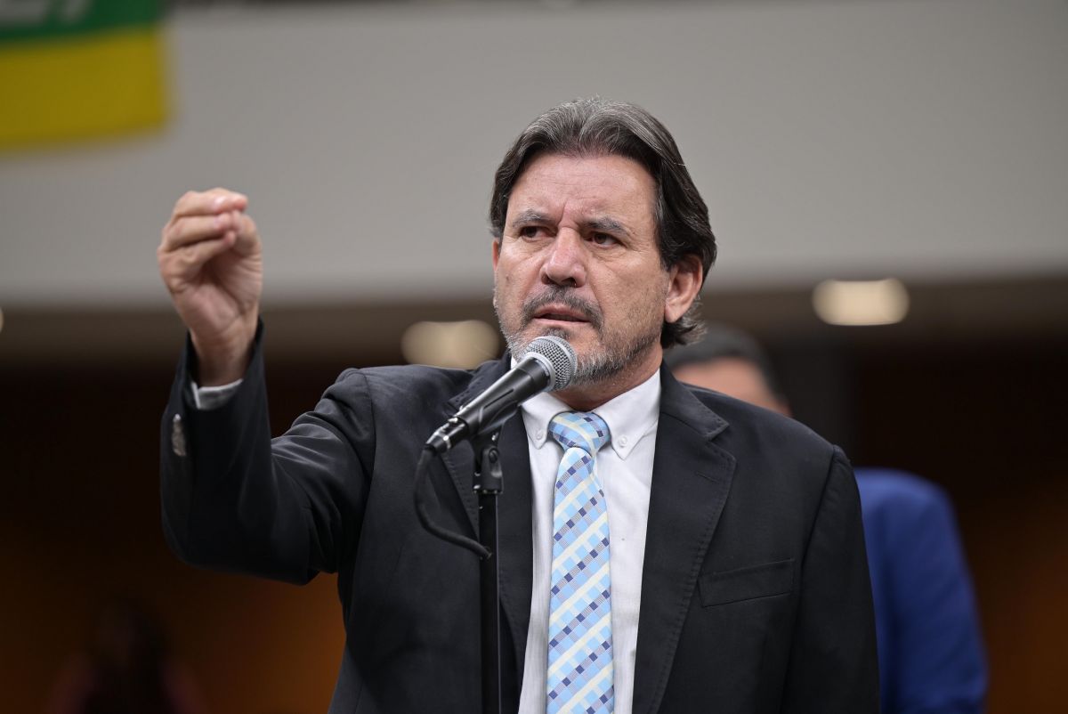 Deputado defende projeto que aumenta fiscalização da Alego sobre o TCE