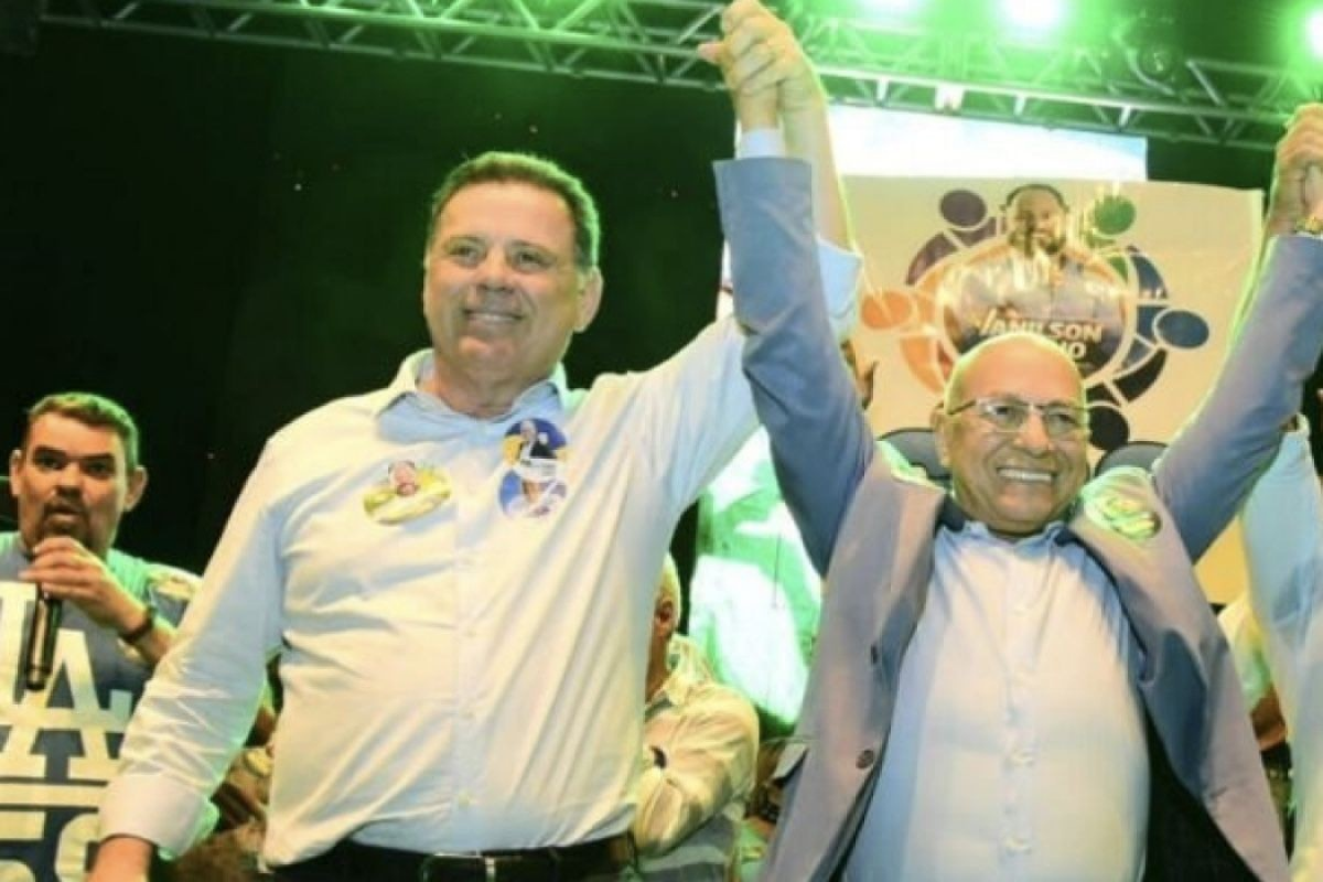 Site aponta aproximação de Professor Alcides com Marconi e o PSDB