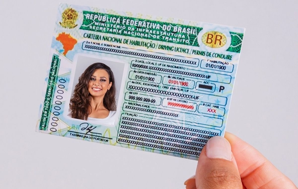 Mais de 10 mil motoristas já tiveram CNH renovada de graça em Goiás