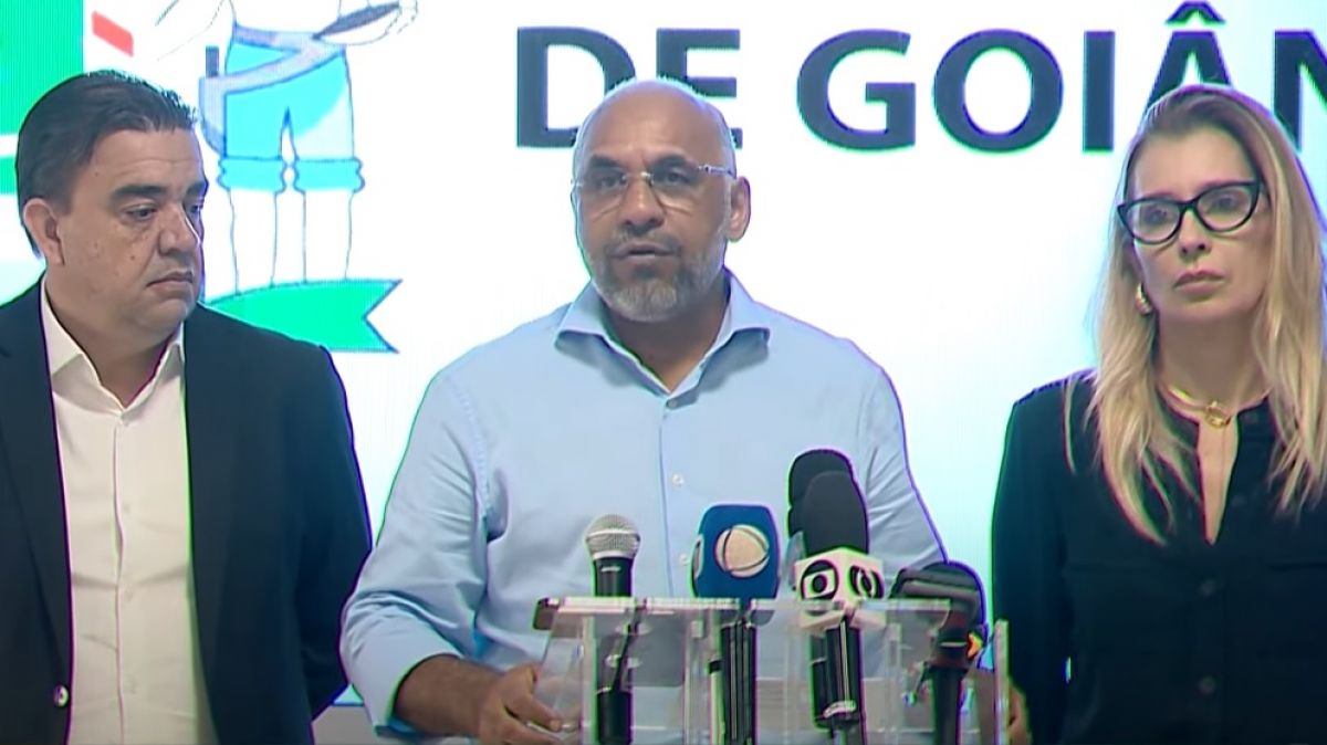 Mesmo com Goiânia em crise, Rogério Cruz nega afastamento e diz que “não jogou a toalha”