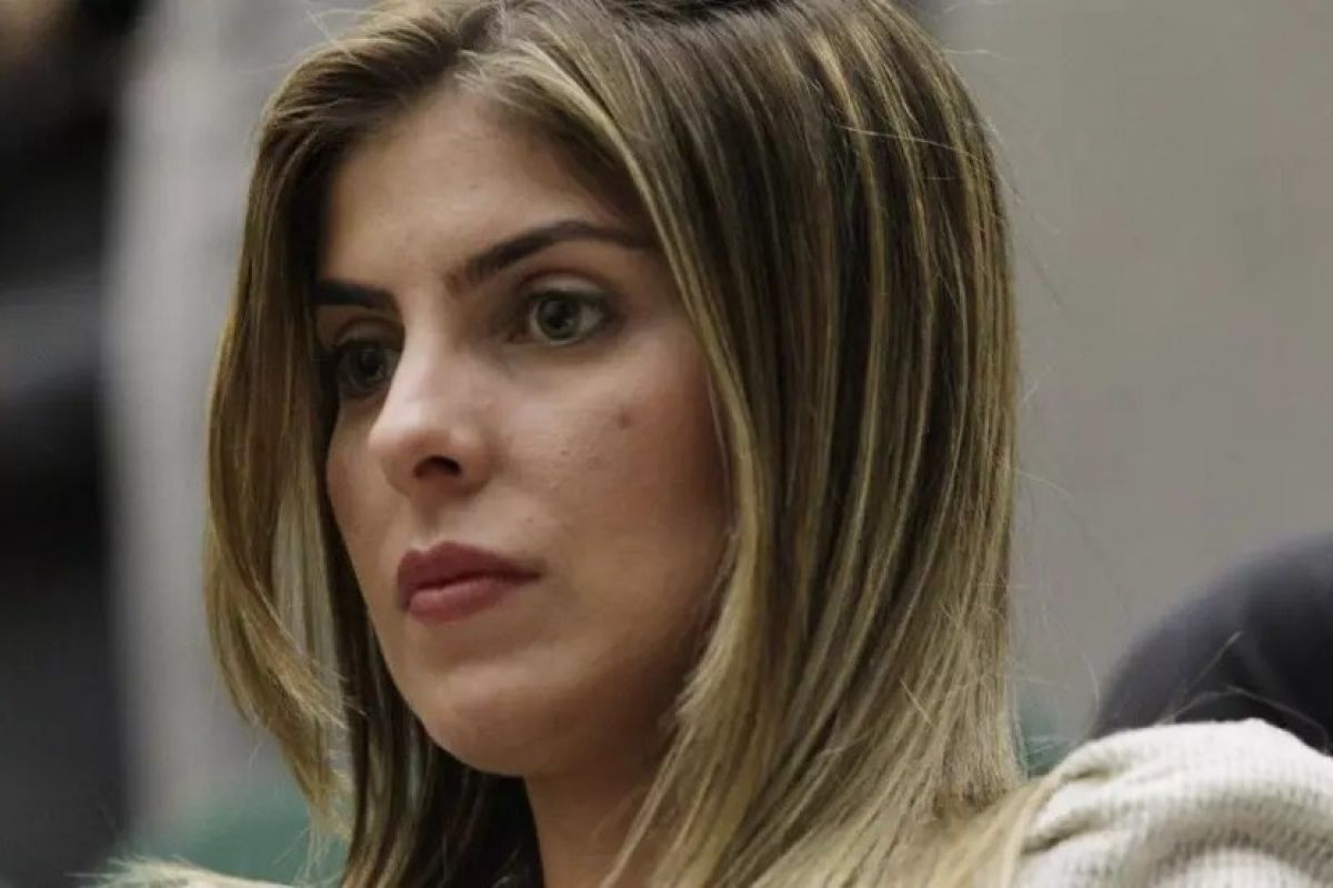 Andressa Mendonça ameaça expor segredos do senador Wilder Morais por falta de pagamentos de pensão