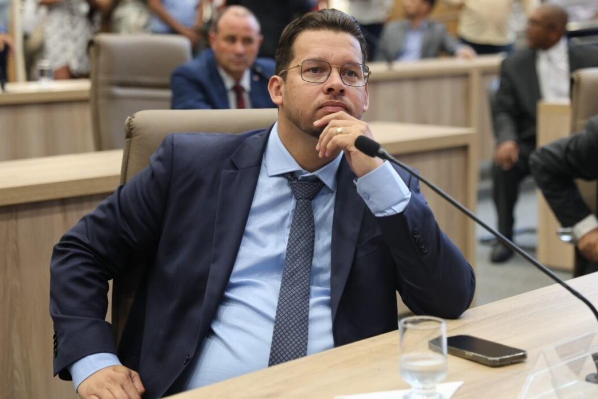 Felipe Cortez avalia filiação ao Podemos ou Novo após saída do PL