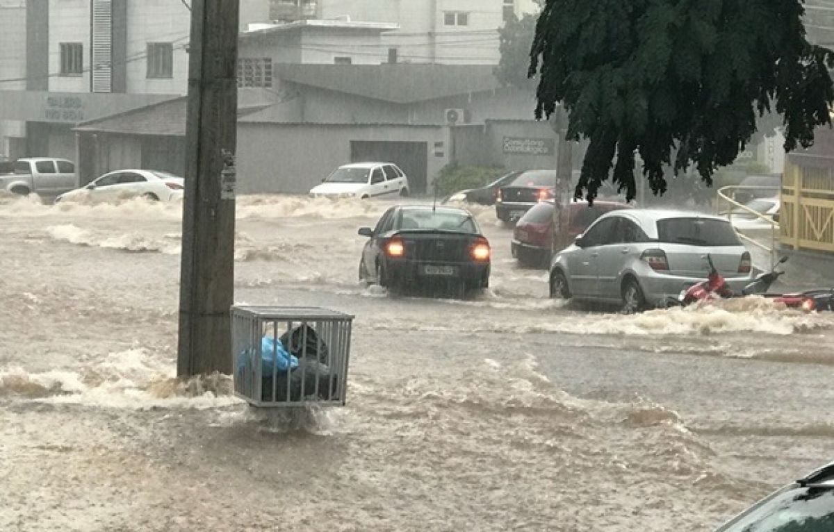 Secretário de Rogério Cruz diz que obras não vão acabar com alagamentos em Goiânia