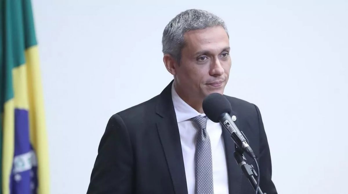 STF torna deputado Gustavo Gayer réu por ataques à democracia e violência política