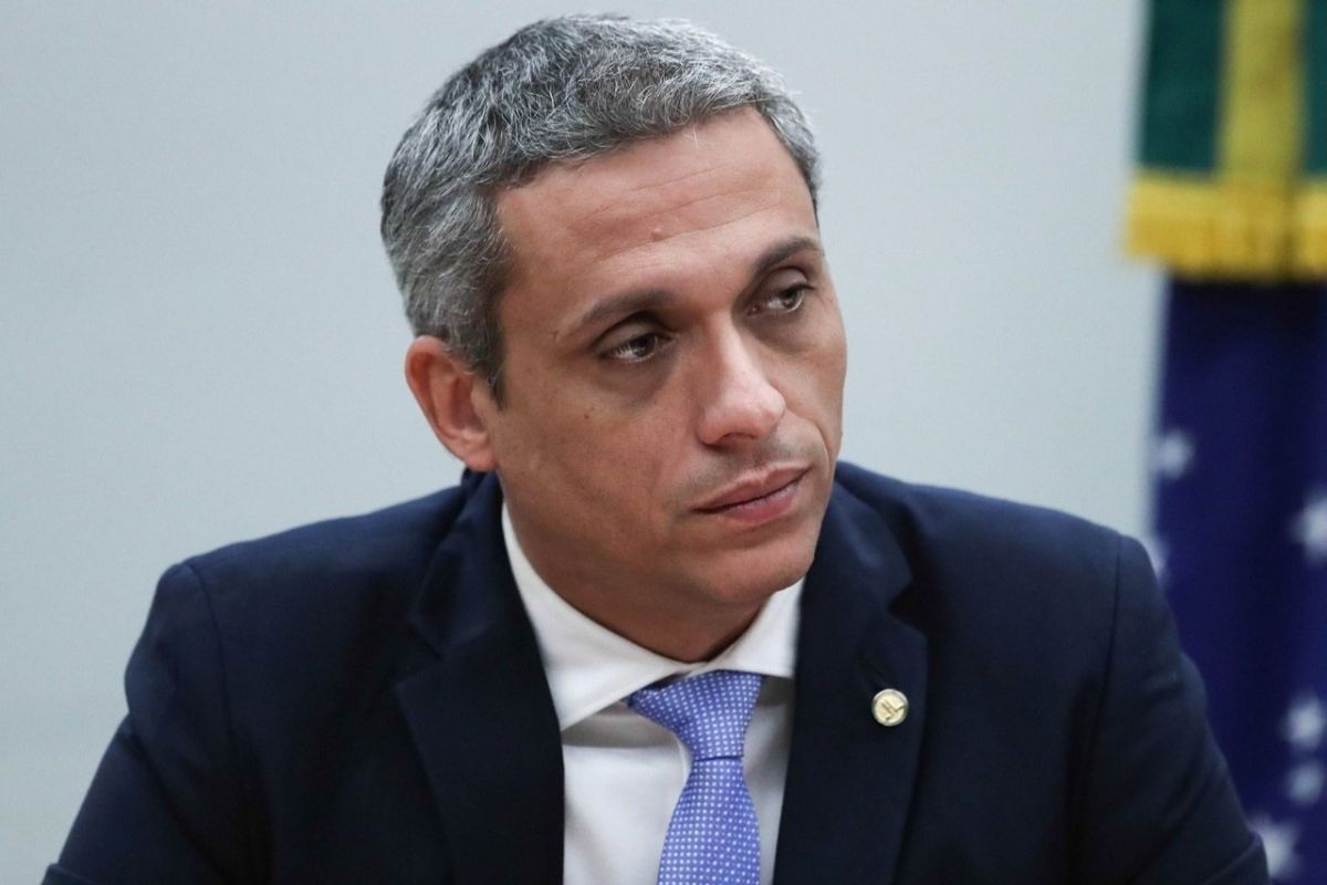 STF torna Gayer réu por violência política e crimes contra a democracia