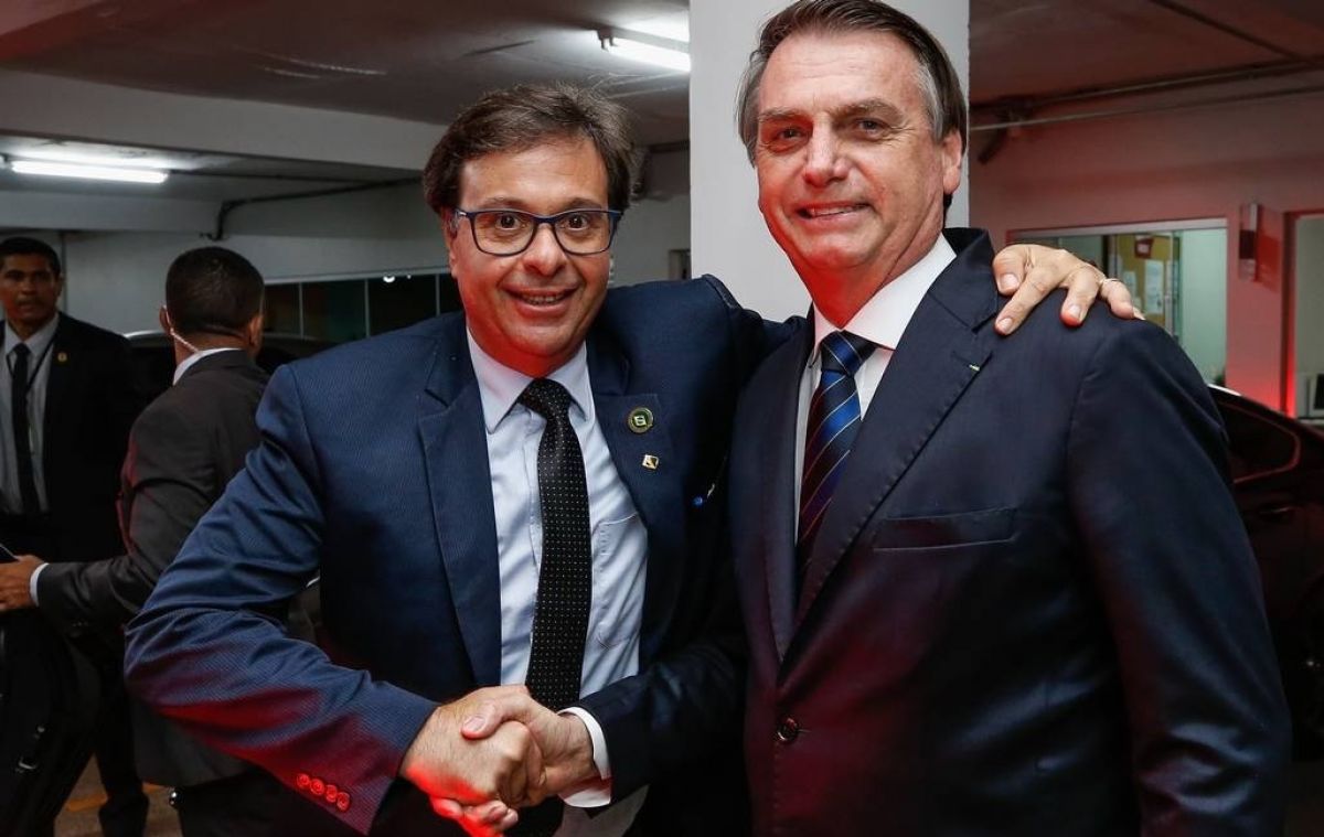 Ex-ministro de Bolsonaro é preso pela Polícia Federal