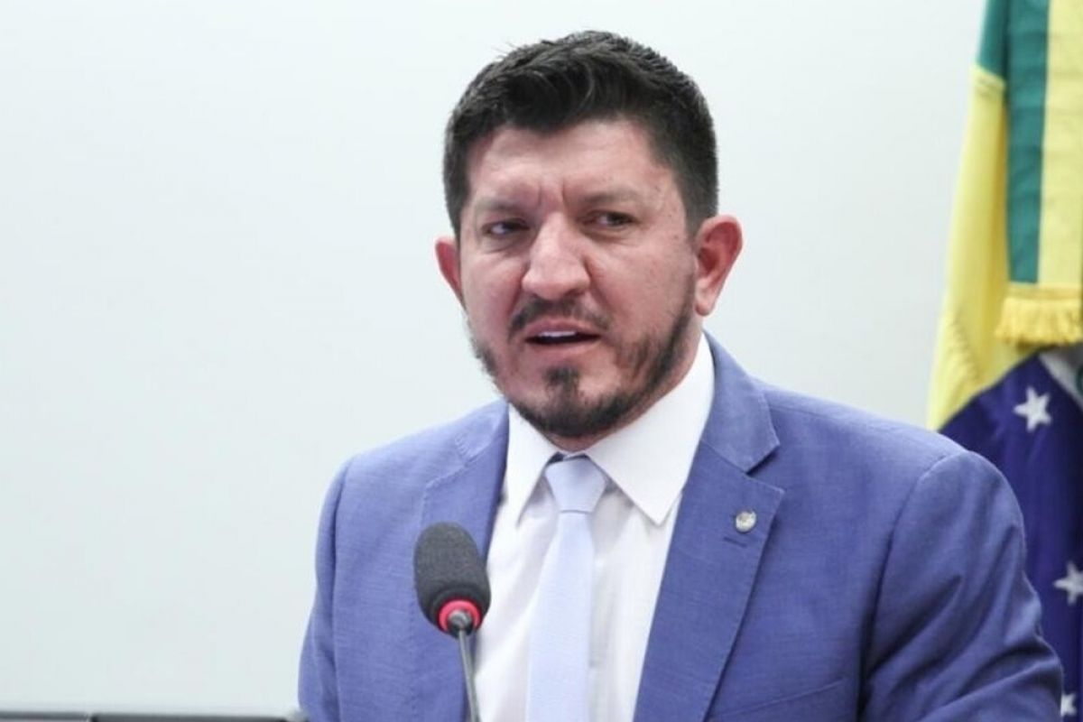 Glaustin barra fusão com PSDB e atrapalha plano de Marconi em Goiás