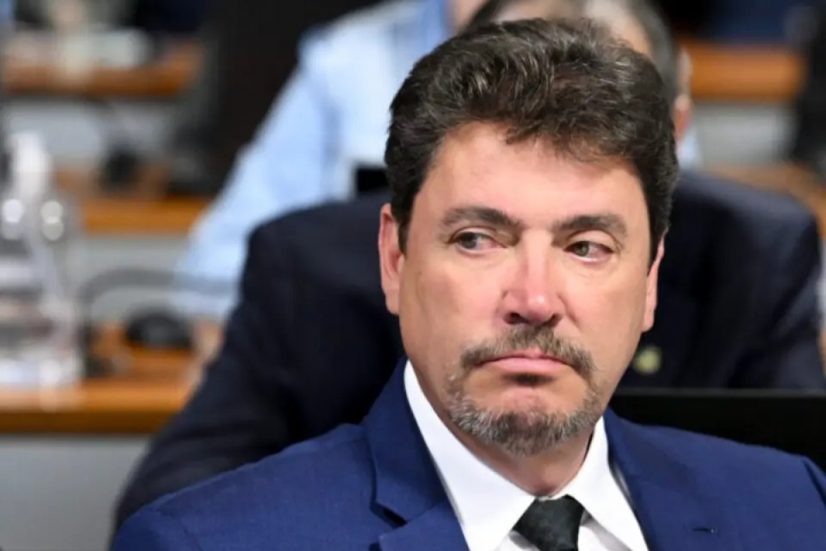 Jornal Opção analisa isolamento de Wilder Morais dentro do próprio PL em Goiás