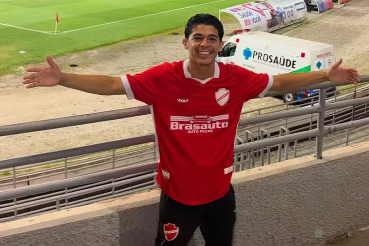 Influenciador goiano é deportado dos Estados Unidos após mais de um mês preso