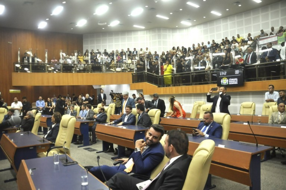 Projetos com viés ideológico e homenagens dominam produção legislativa da Câmara de Goiânia